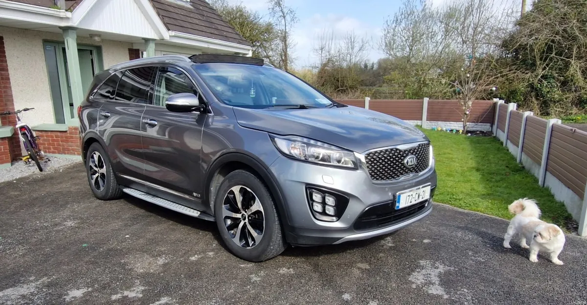 Kia Sorento 2017 - Image 2