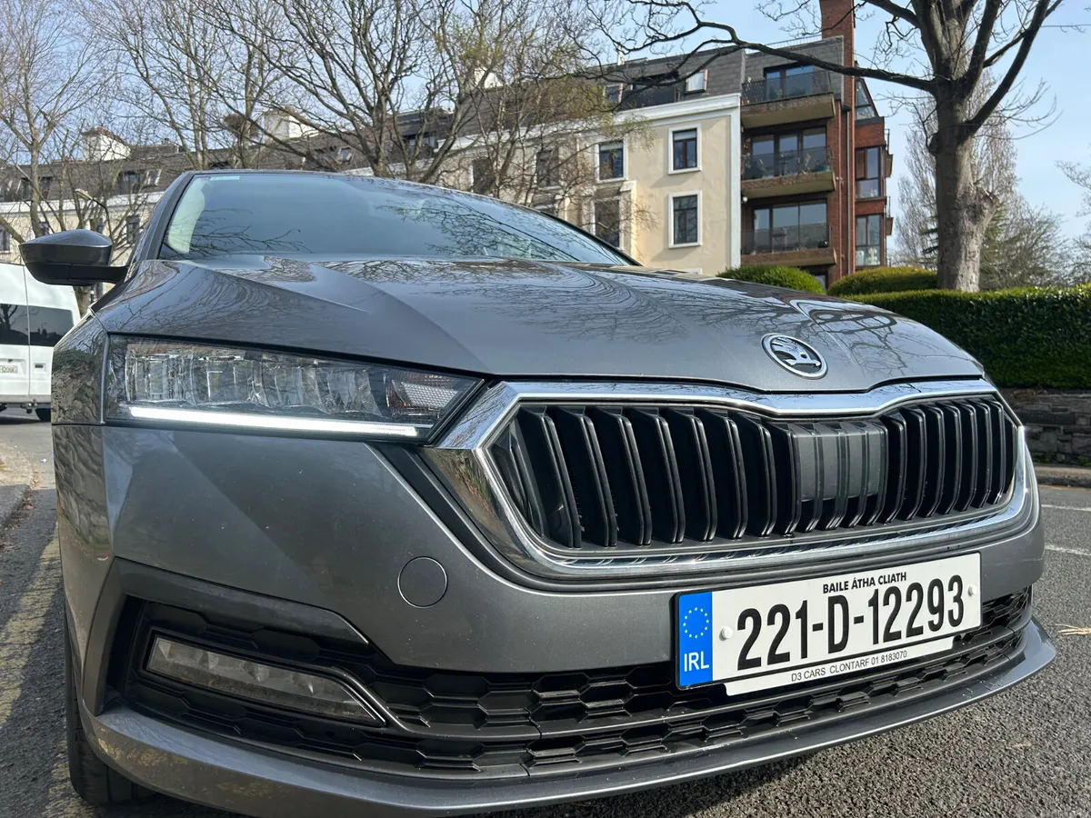 2022 SKODA OCTAIVA AMBITION PARKING CAMREA - Image 3