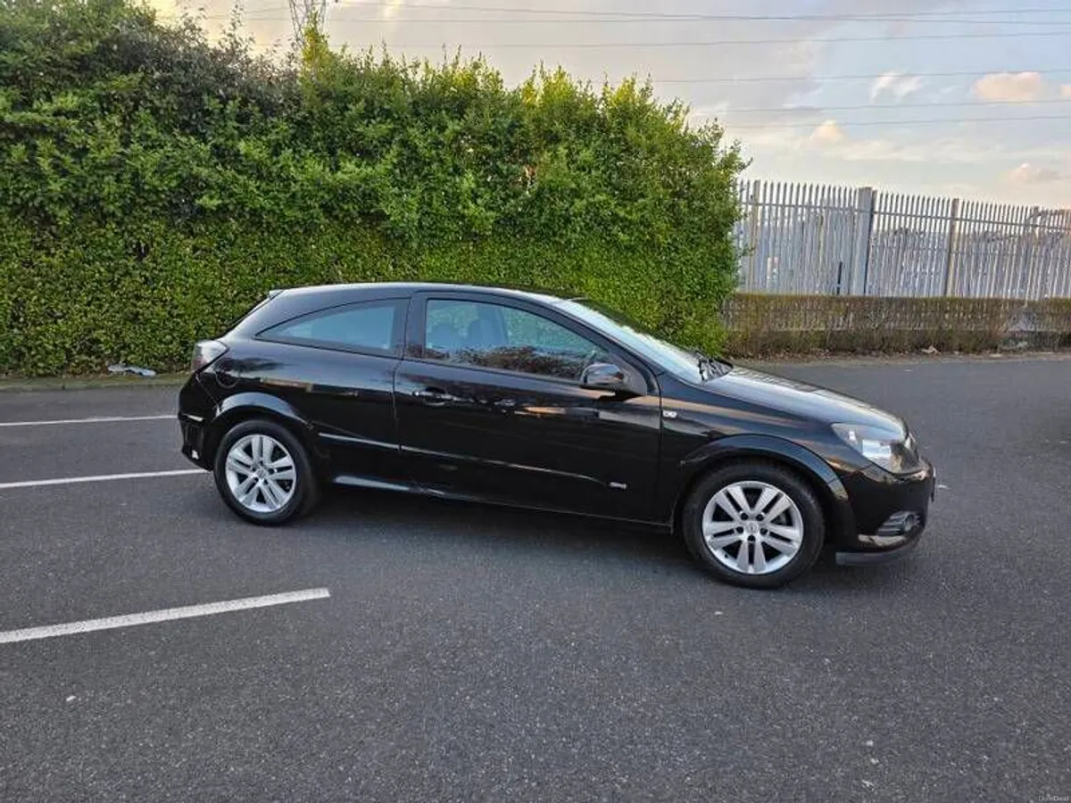 2010 Opel Astra 1.4 Manual With New Nct 03/27 - Image 1