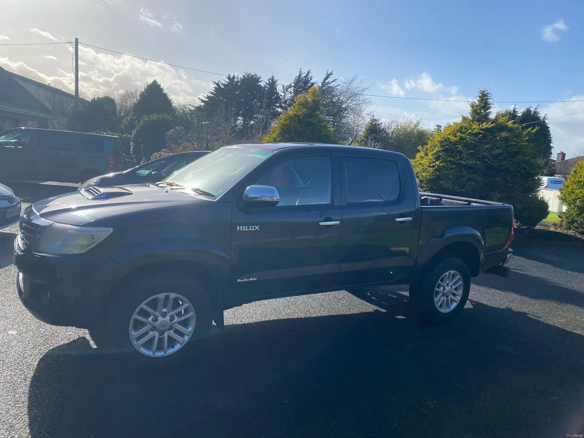 Hilux invincible  2013 - Image 4