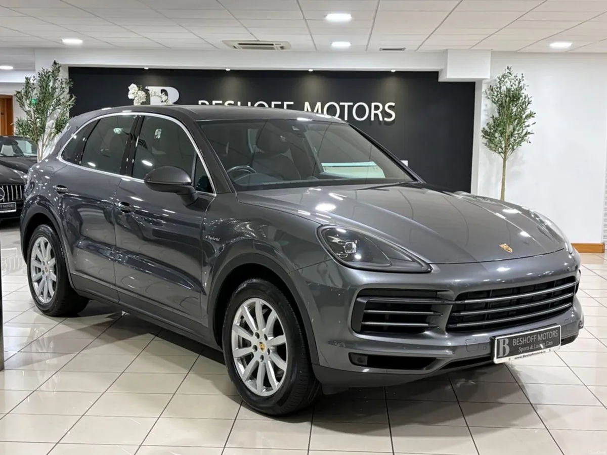 Porsche Cayenne 3.0 V6 E-HYBRID=1 OWNER//IRISH JEE - Image 1