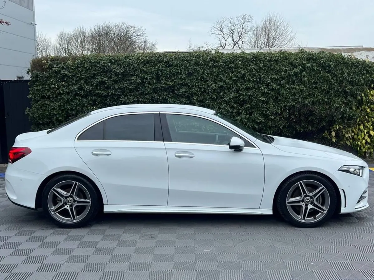 Mercedes-Benz A-Class A200d AMG-LINE PREMIUM PLUS - Image 2