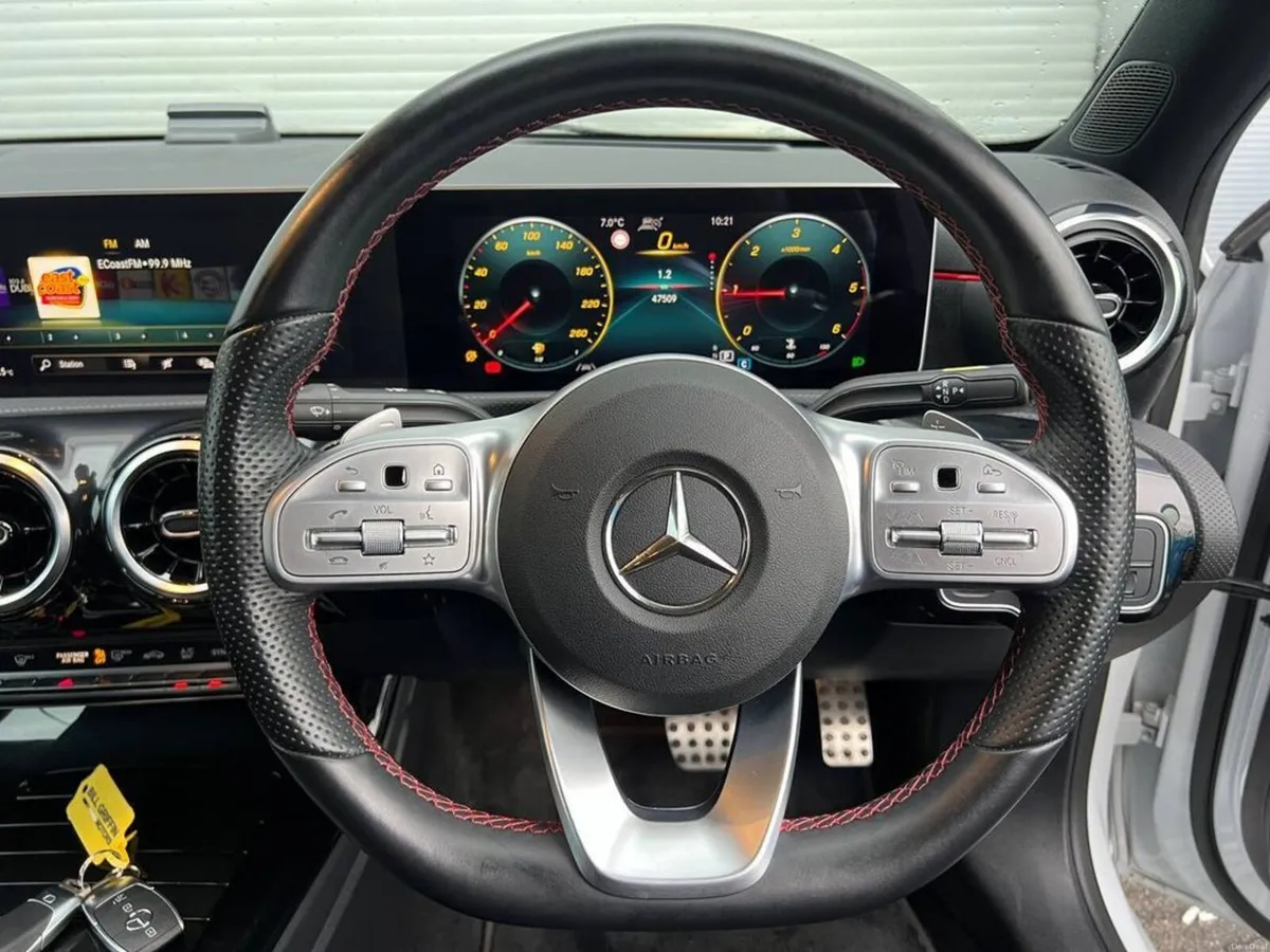 Mercedes-Benz A-Class A200d AMG-LINE PREMIUM PLUS - Image 4