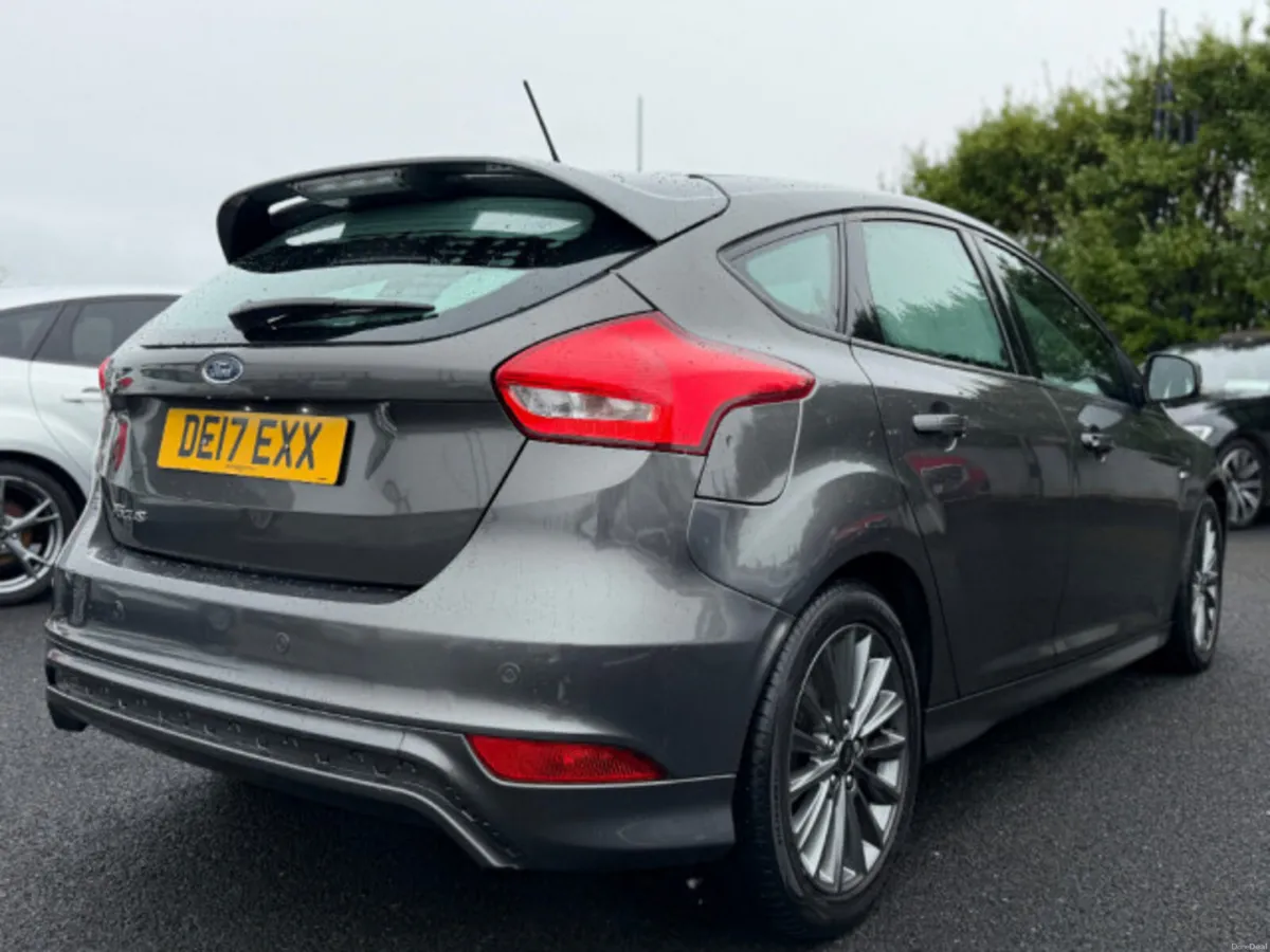 Ford Focus ST-LINE TDCI - Image 4