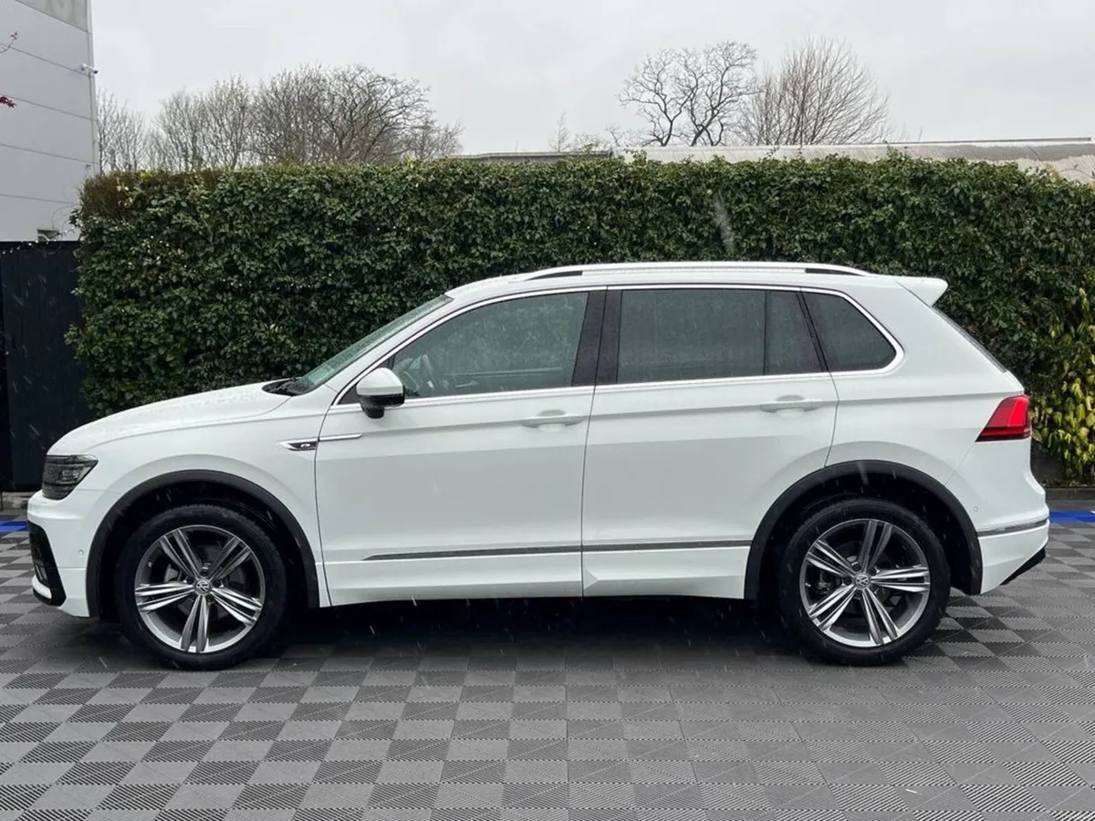 Volkswagen Tiguan R-LINE 4MOTION 2.0 TDI // R-LINE - Image 3