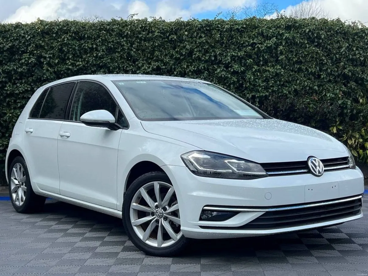 Volkswagen Golf COMFORTLINE 1.2 TSI AUTO // VERY L - Image 1