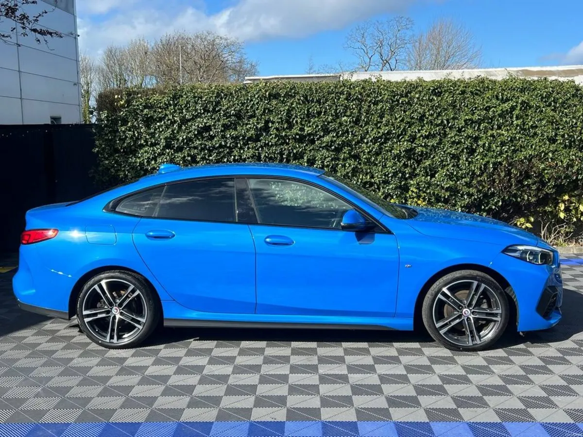 BMW 2-Series 218d M-SPORT 2.0 AUTO // SERVICE HIST - Image 2