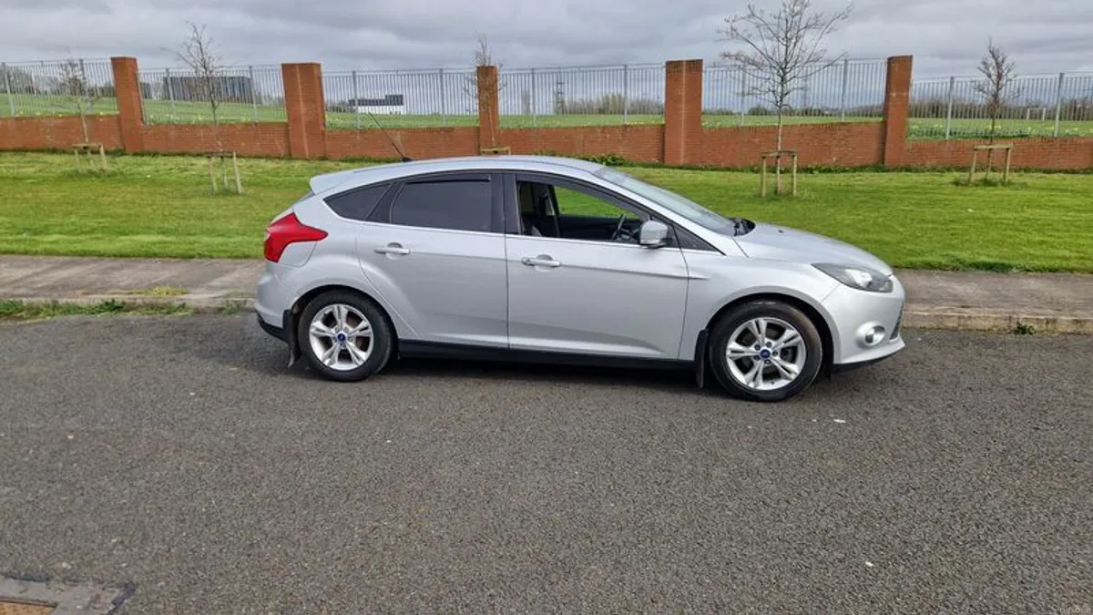 12 Ford Focus zetec 1.6 tdci NCT - Image 1