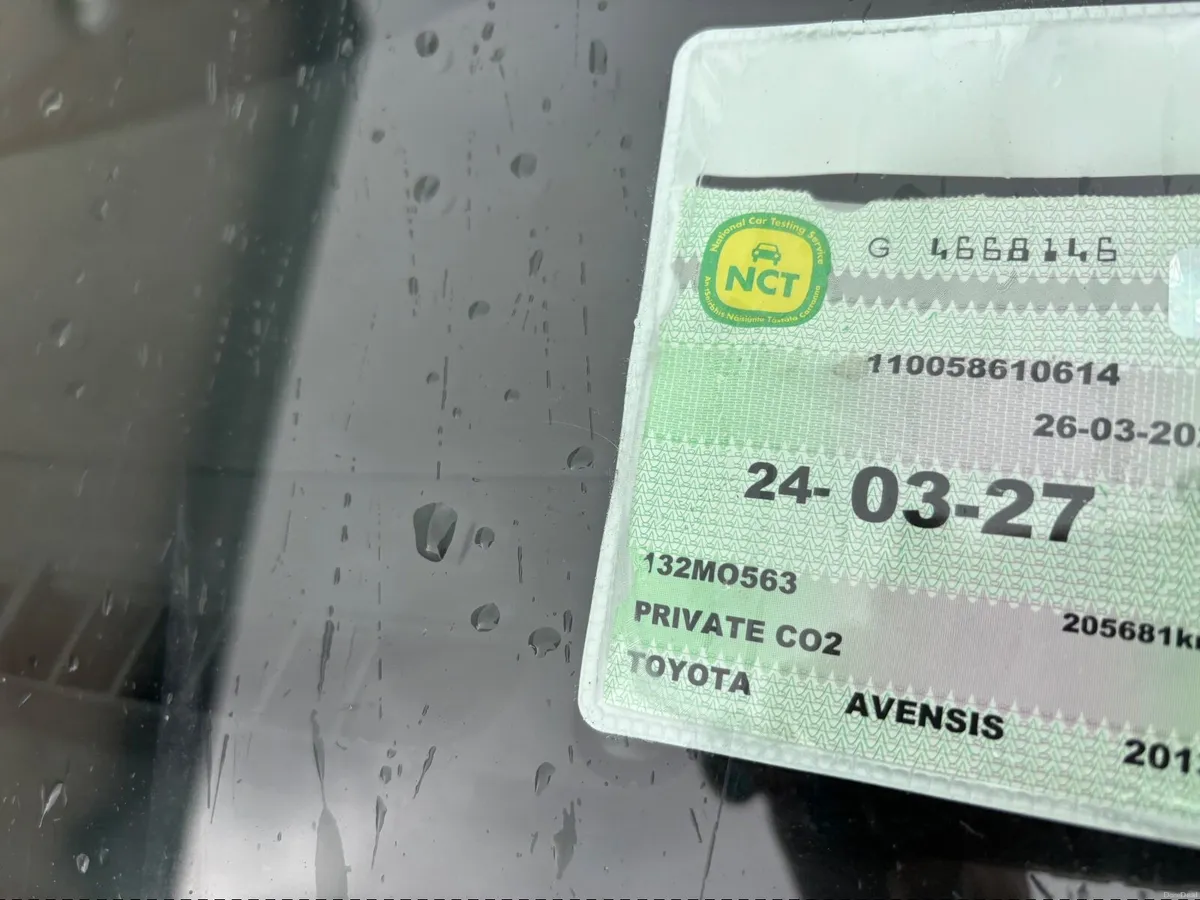 Toyota Avensis 2013 - Image 3