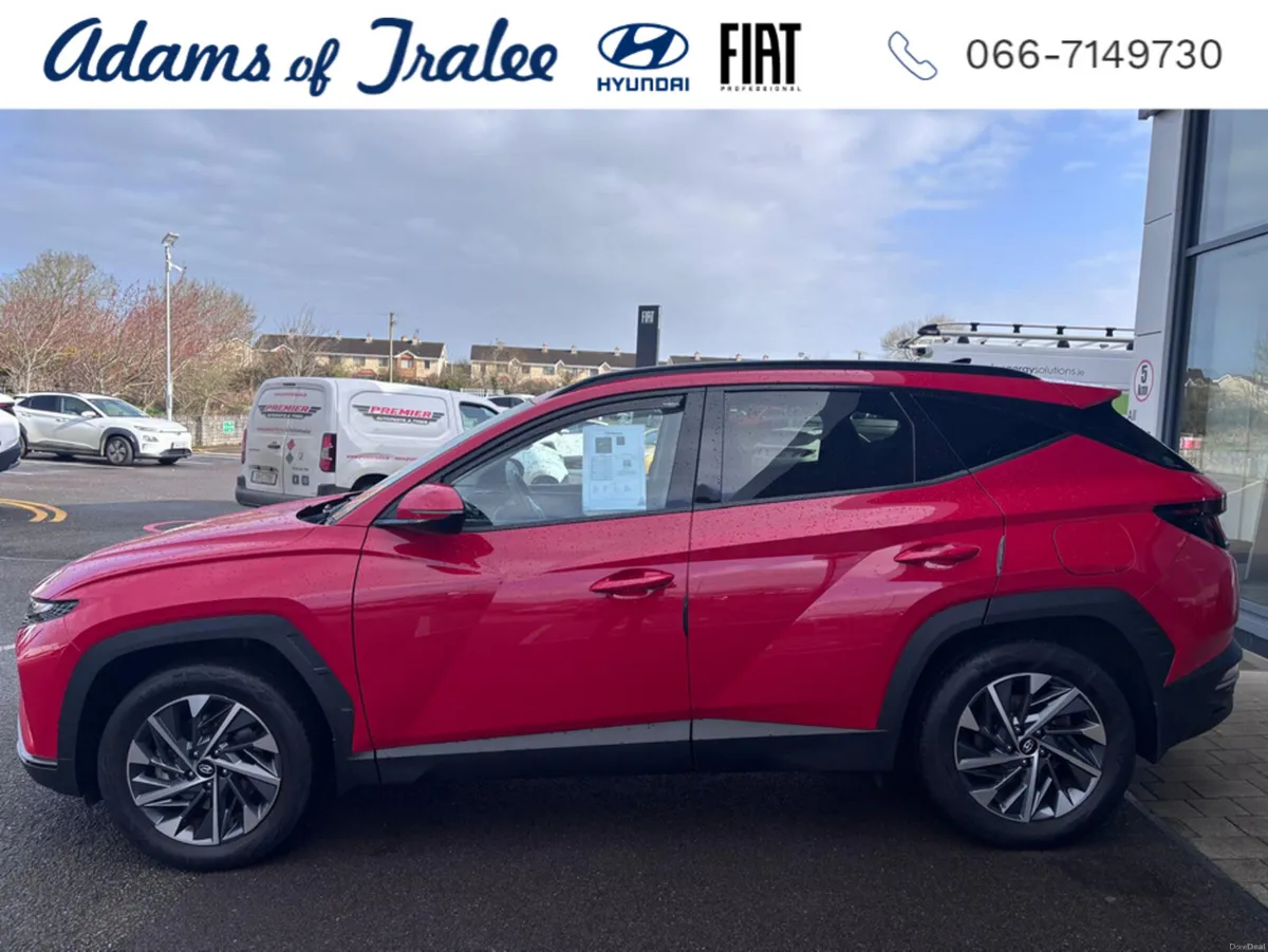 Hyundai Tucson EXECUTIVE 5DR - Image 2