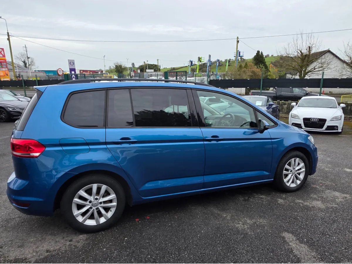 Volkswagen Touran 1.4 TSI AUTOMATIC 7 SEATER - FAC - Image 4
