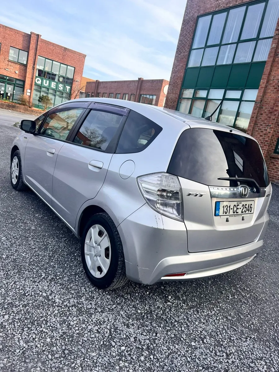 2013 Honda Fit Hybrid Automatic Car - Image 3