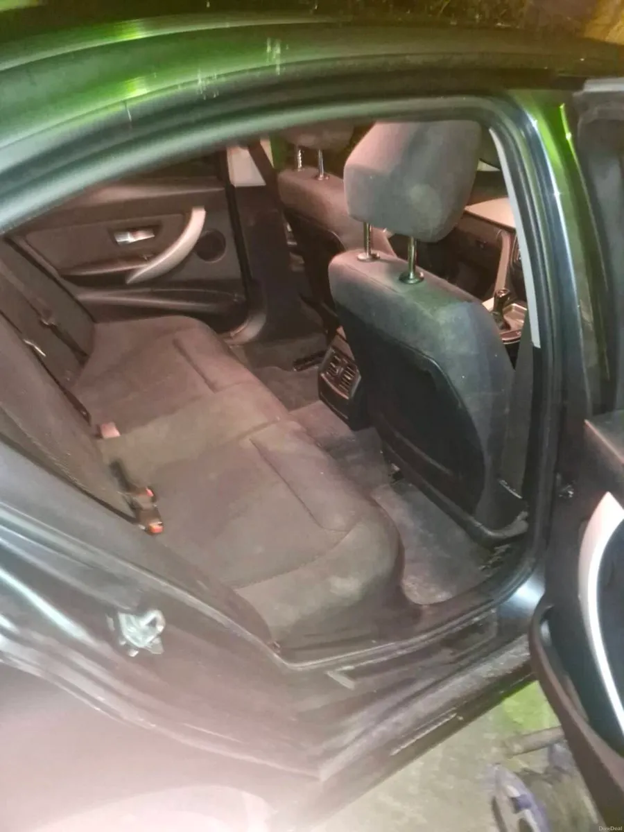 BMW 320d 2014 - Image 4