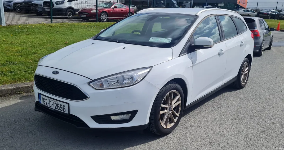 2016 Ford Focus Estate - Image 2