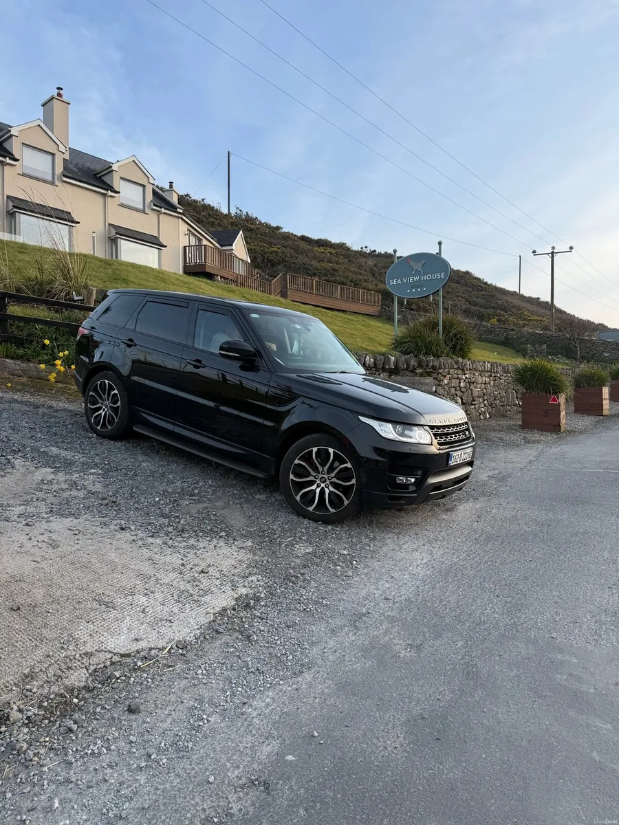 Range Rover Sport - Image 1