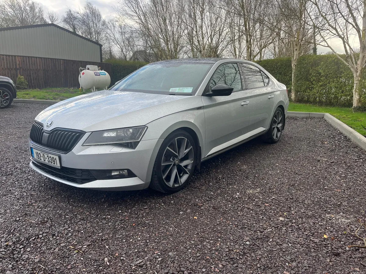 Skoda Superb 2.0TDI SPORT LINE 150 BHP PAN ROOF - Image 4