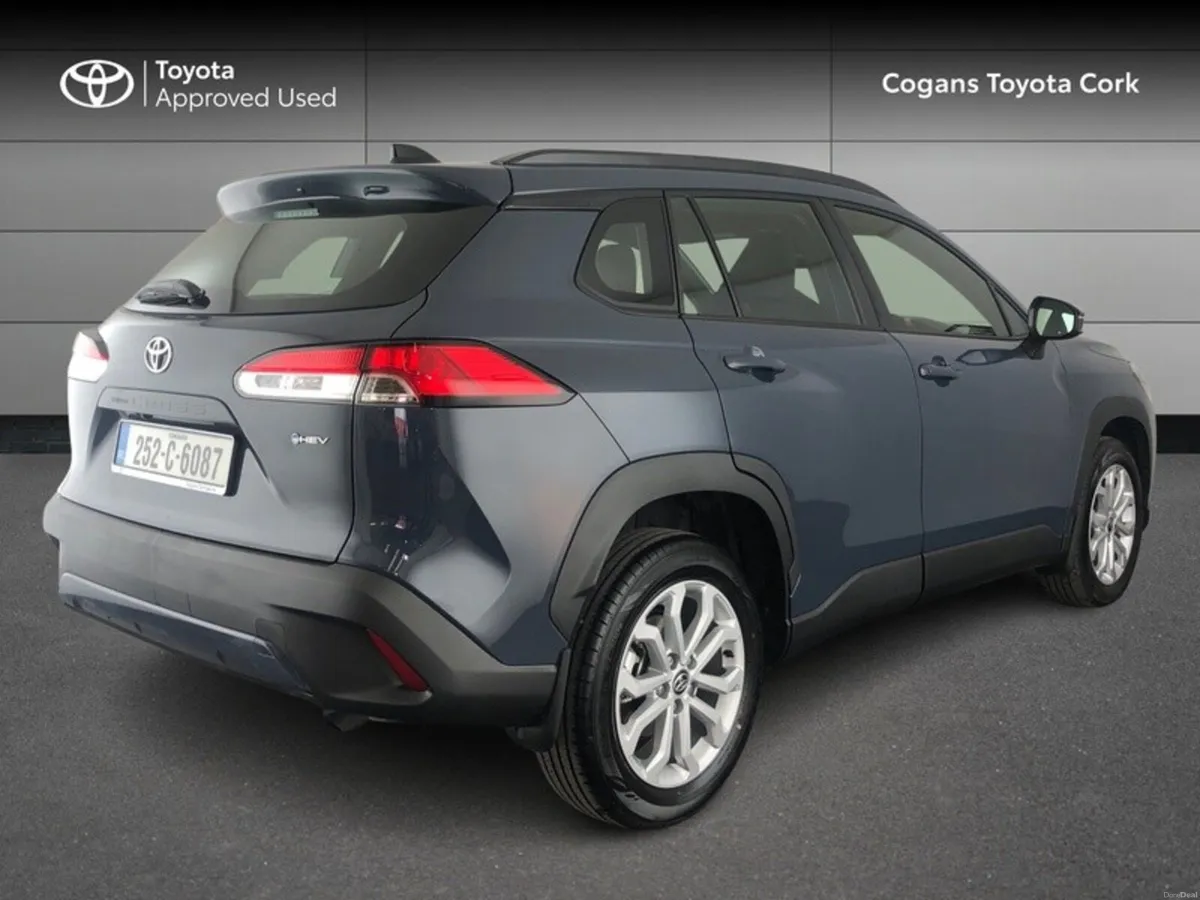 Toyota Corolla Cross COROLLA CROSS 1.8 LUNA - Image 2