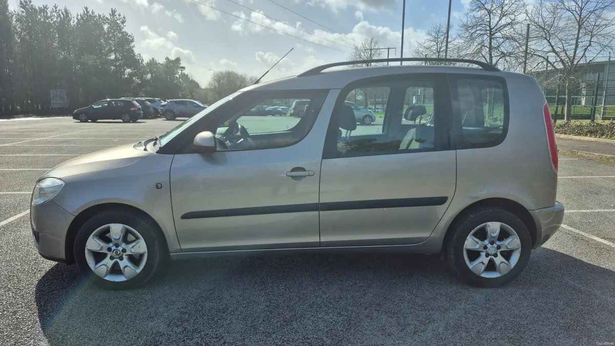 Skoda Roomster 2008 1.6 AUTOMATIC - Image 4