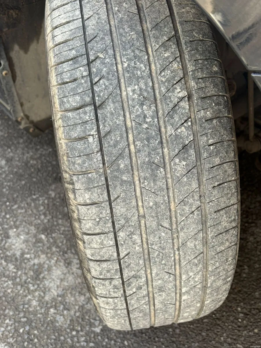 Volkswagen Passat 2021 - Image 4