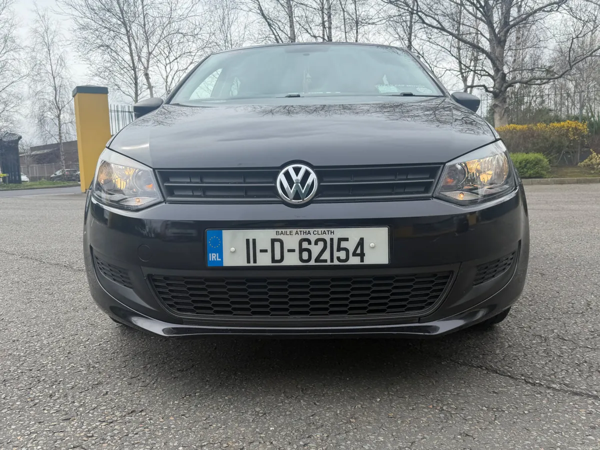 Volkswagen Polo 2011 - Image 2