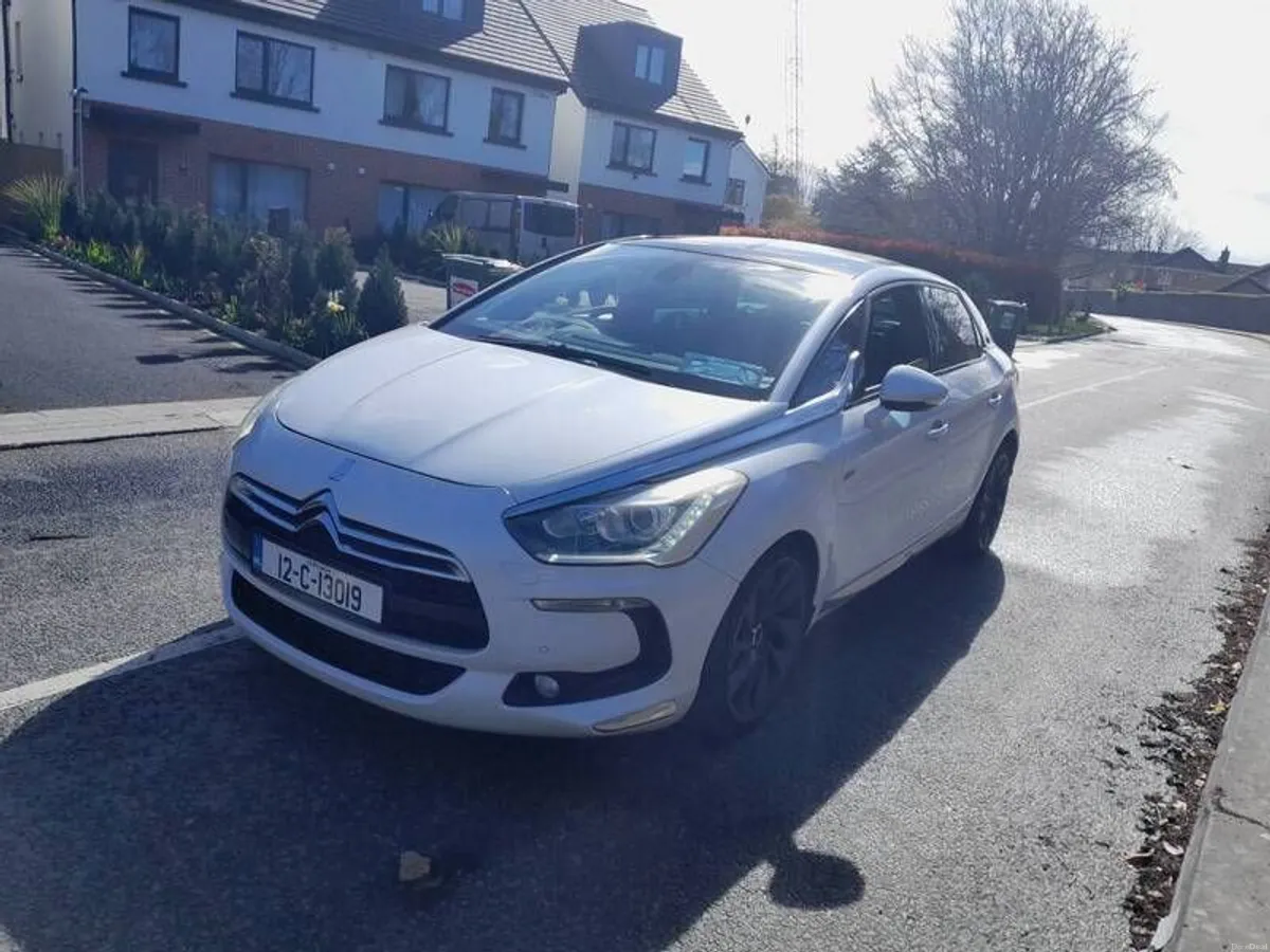 2012 Citroen Ds5  2.0 hdi automatic hybrid - Image 1