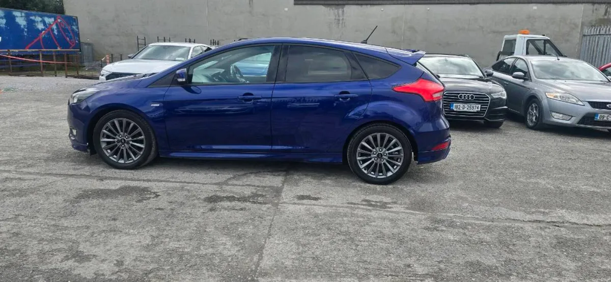 Ford Focus - Image 4