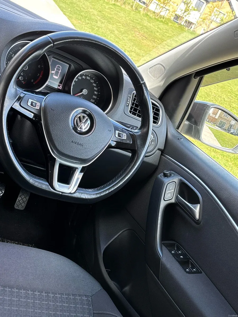 Volkswagen Polo 2016 Bluemotion Comfort line - Image 4