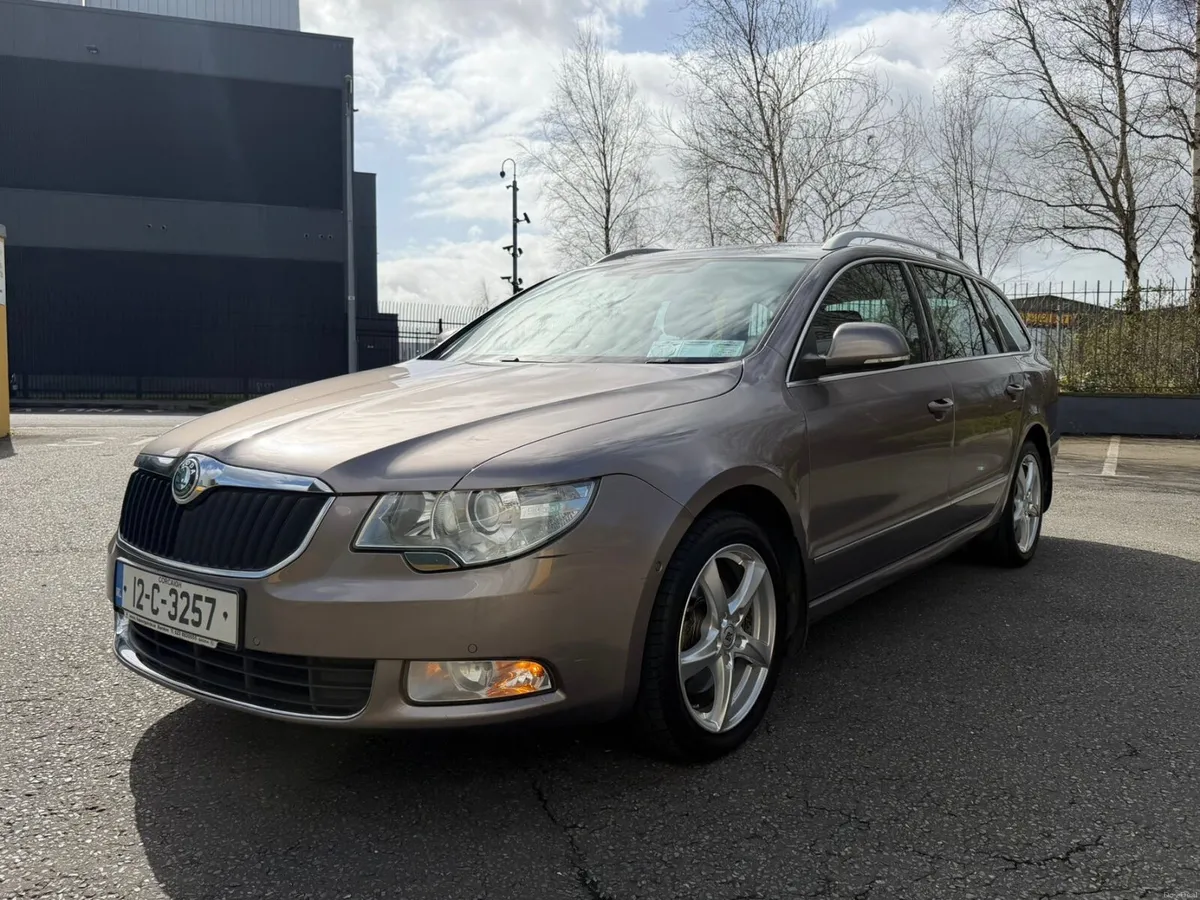 Skoda Superb 2.0 TDI Touring High Spec - Image 3