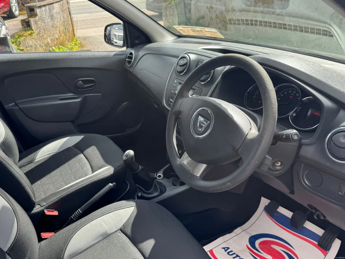 Dacia Sandero Stepway very low mileage - Image 4