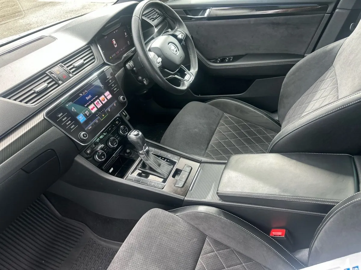 Skoda Superb SPORTLINE 2.0TDI 150HP AUTO - Image 3