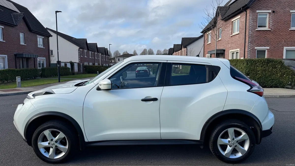Nissan Juke 2017, 1.6 Petrol, Automatic, New NCT - Image 3