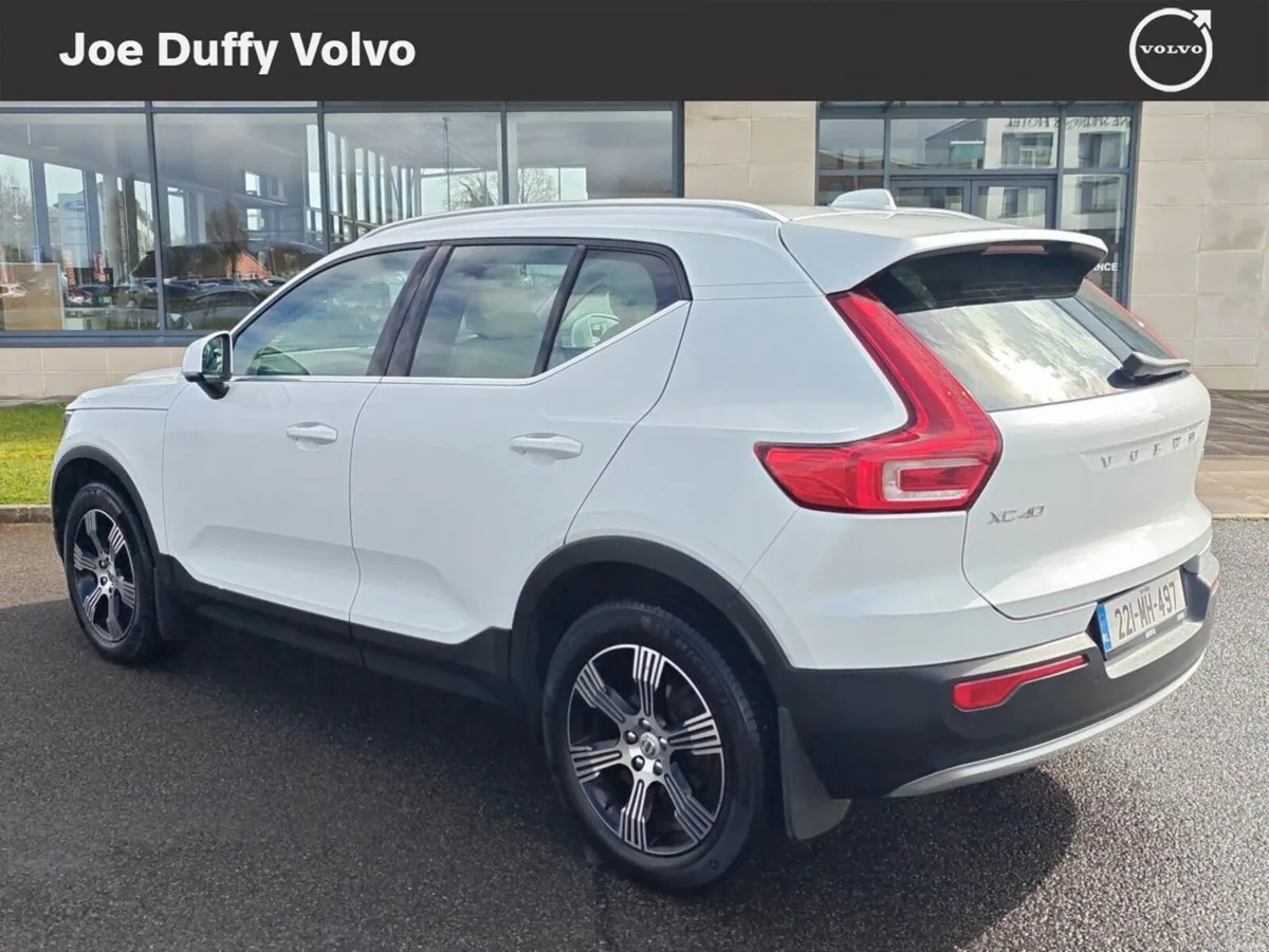 Volvo XC40 T2 PET(129hp) Inscription - Image 2