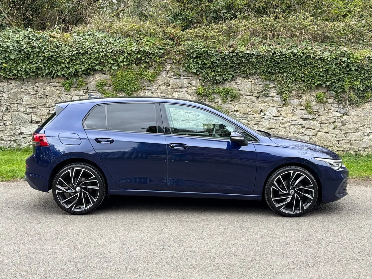 2021 Volkswagen Golf Life 1.5 TSI 150 BHP - Image 2