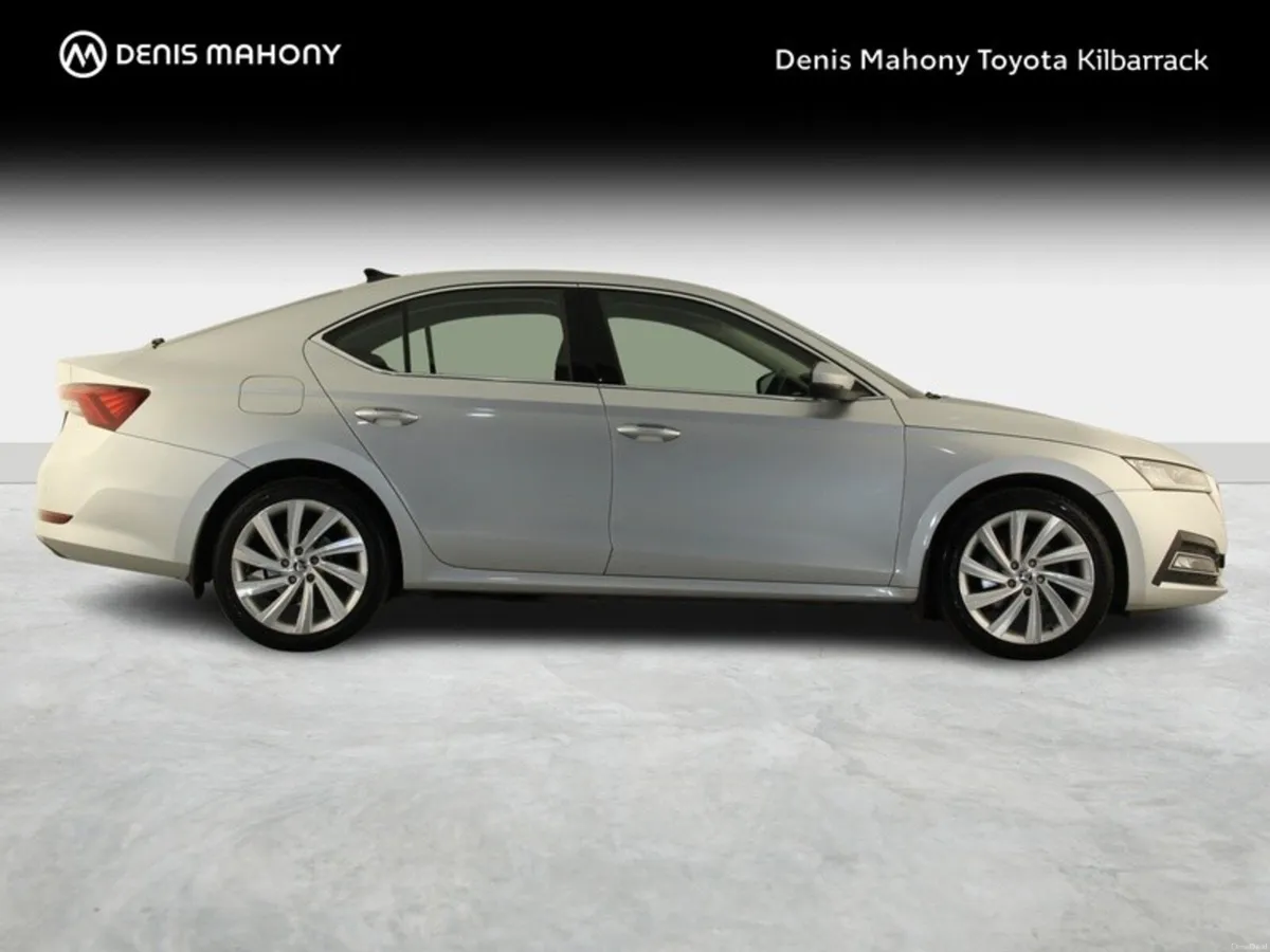 Skoda Octavia STYLE 204BHP AUTO - Image 3