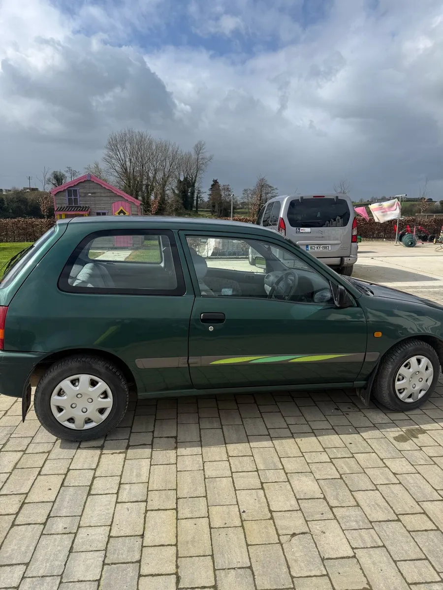 Toyota Starlet - Image 2