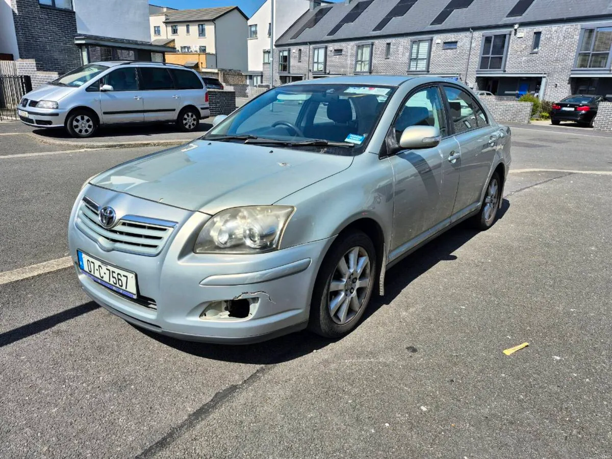 Toyota Avensis - Image 2