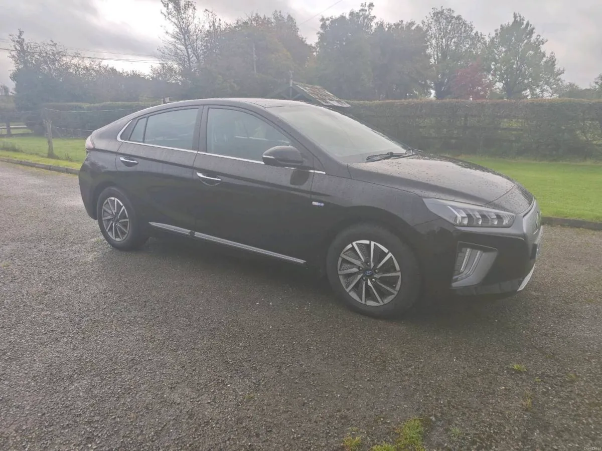 Hyundai ioniq electric - Image 2