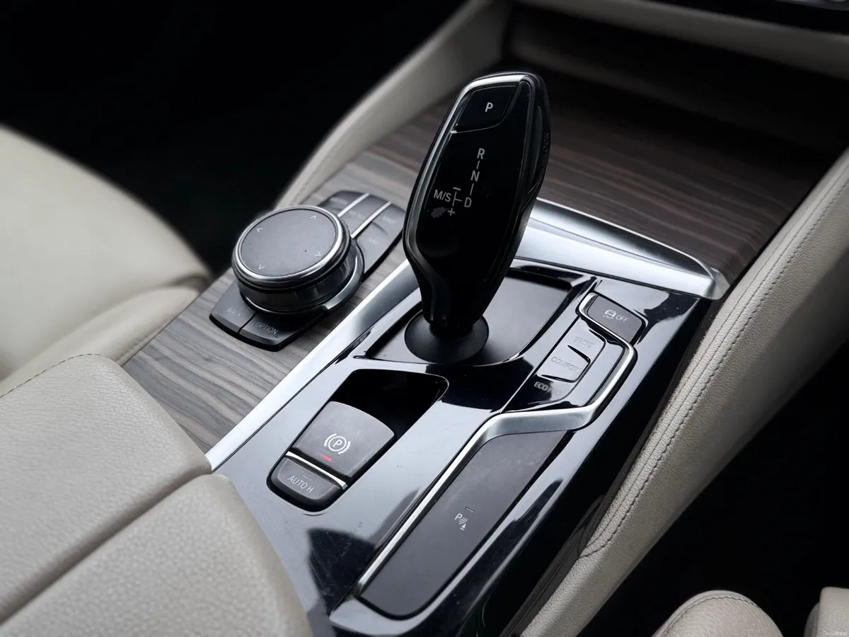 2018 BMW 520D MSPORT AUTOMATIC - Image 6