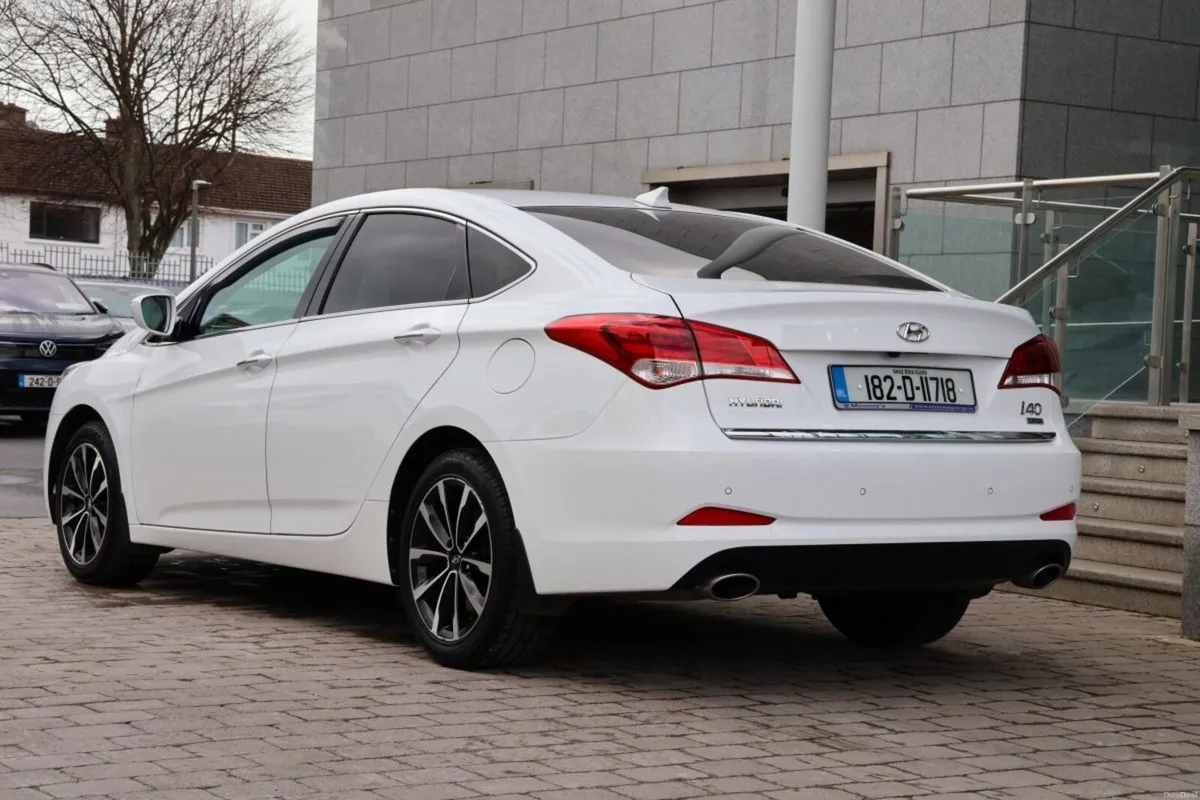 Hyundai i40 Comfort 1.7 Diesel - Image 4