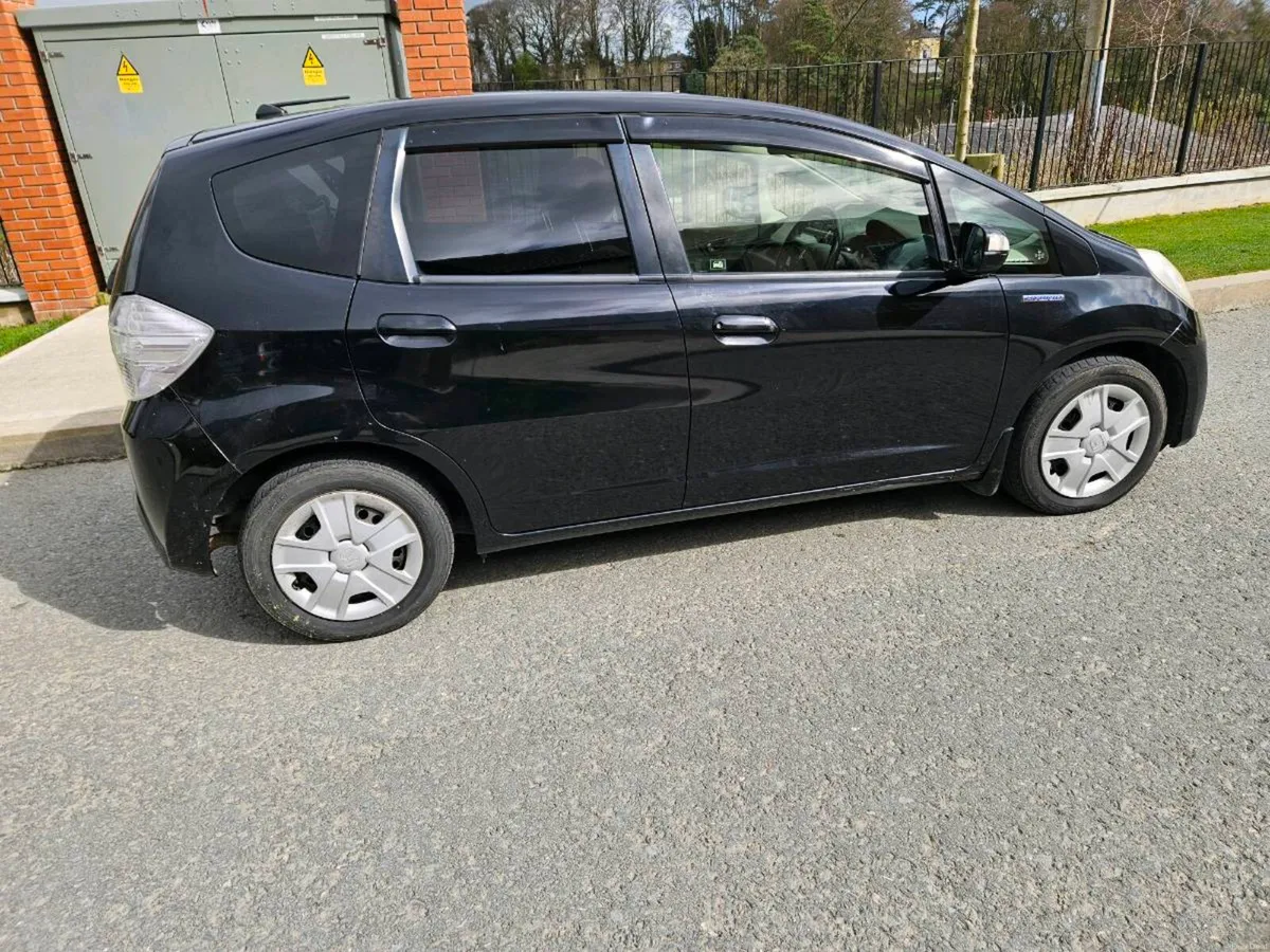 Honda fit 1.3 petrol Automatic  nct 03/2027tax 04 - Image 4