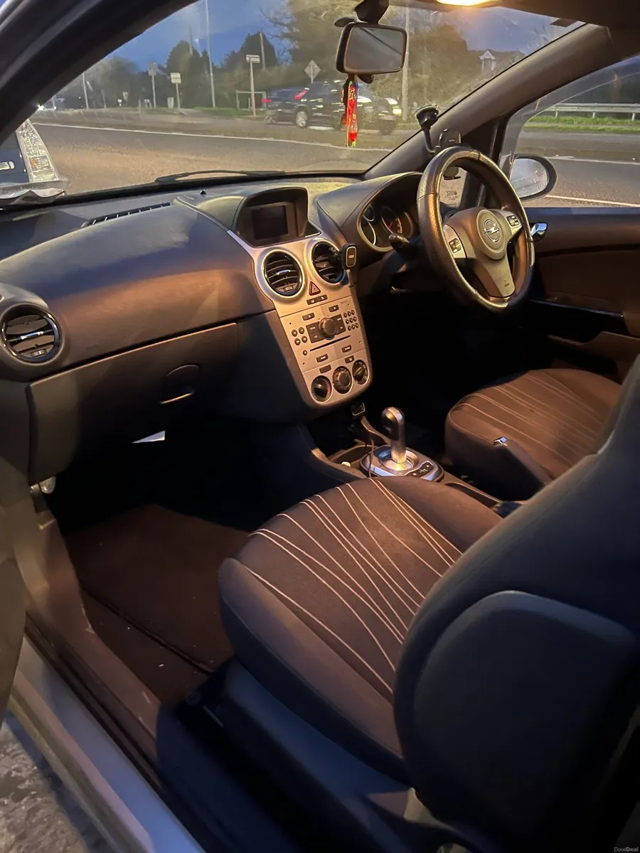 2010 Opel Corsa - Image 4