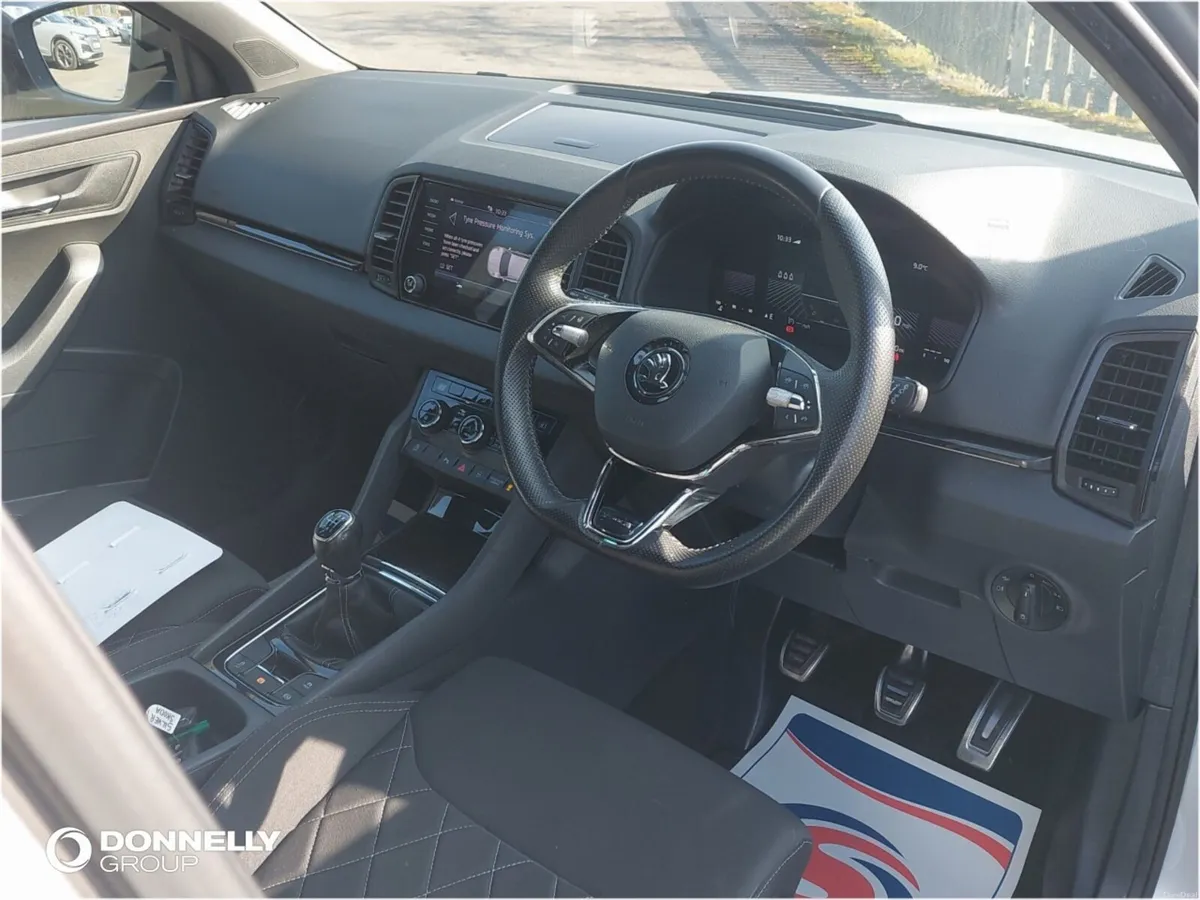 Skoda KAROQ Estate Sportline - Image 4