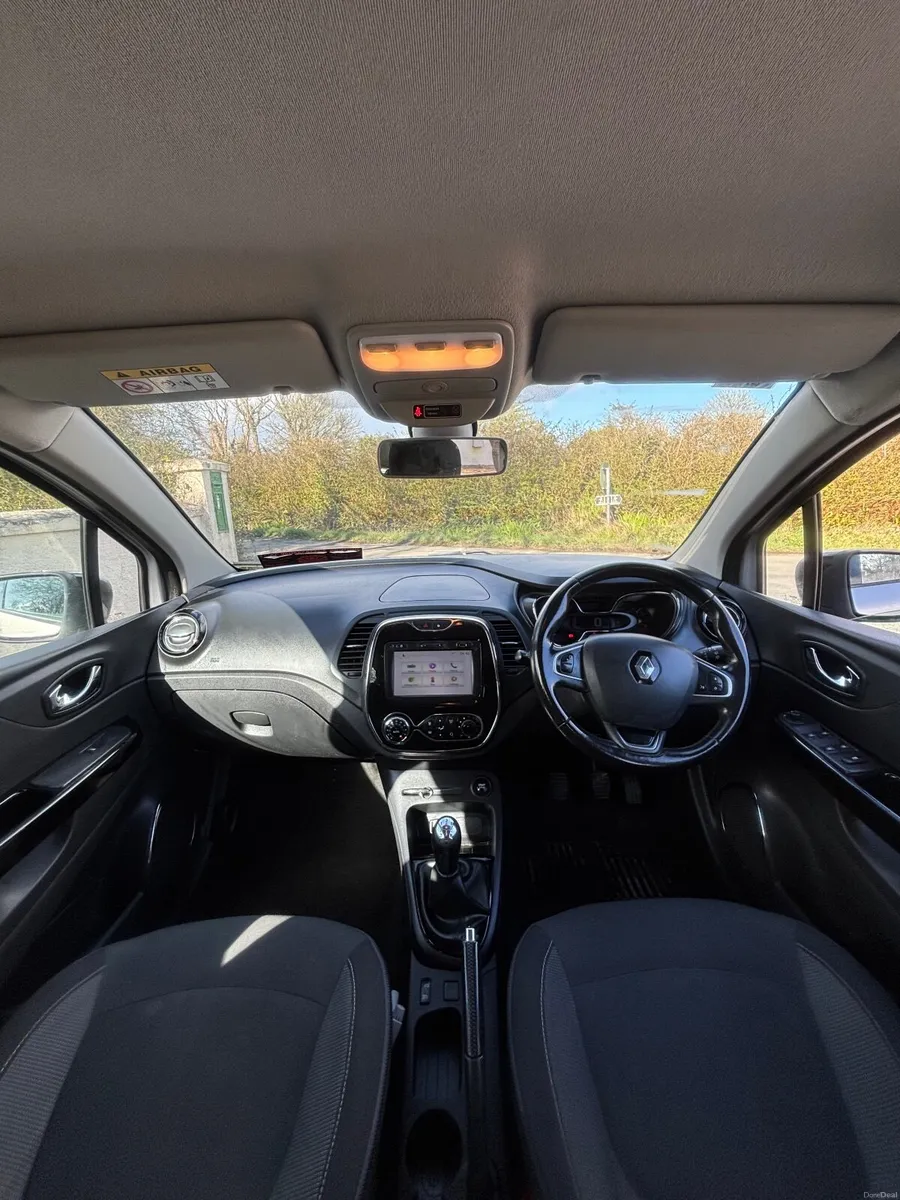 Renault Captur 2016 - Image 2