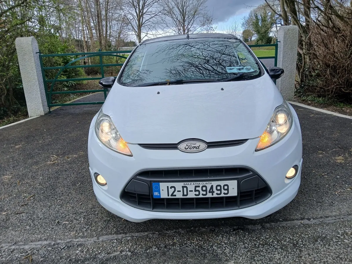 Ford Fiesta Zetec S. new NCT 10/26 - Image 2