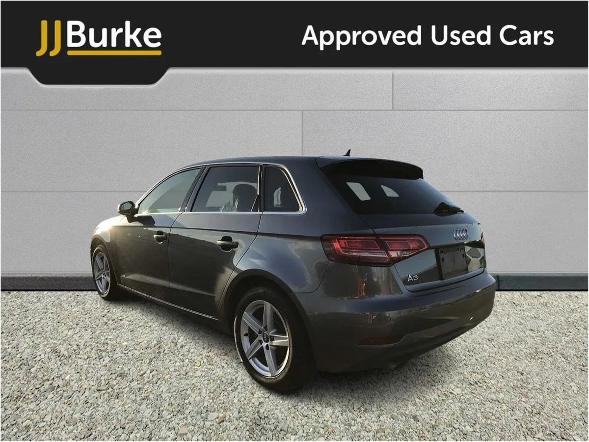 Audi A3 Sportback 30 TFSI 1.4 - Image 4
