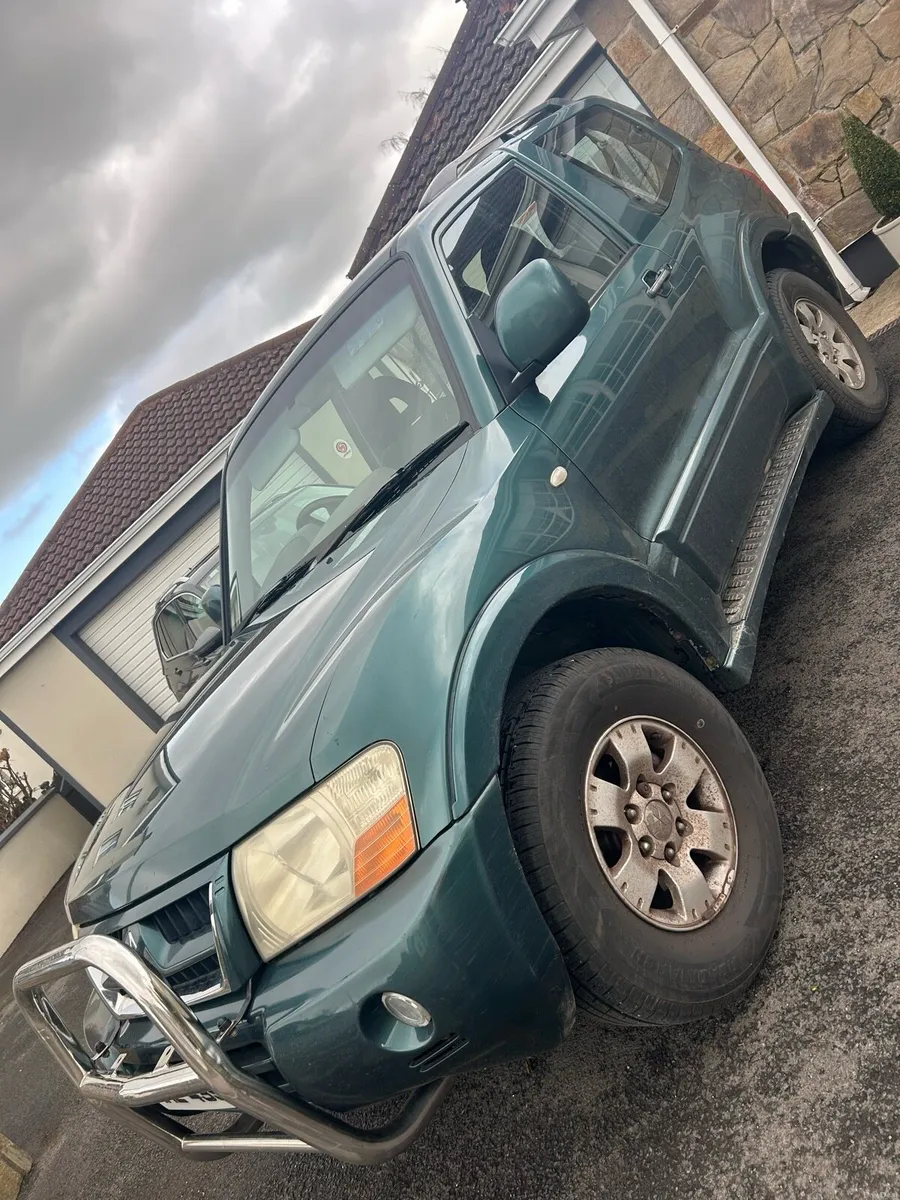 For sale Mitsubishi Pajero - Image 3
