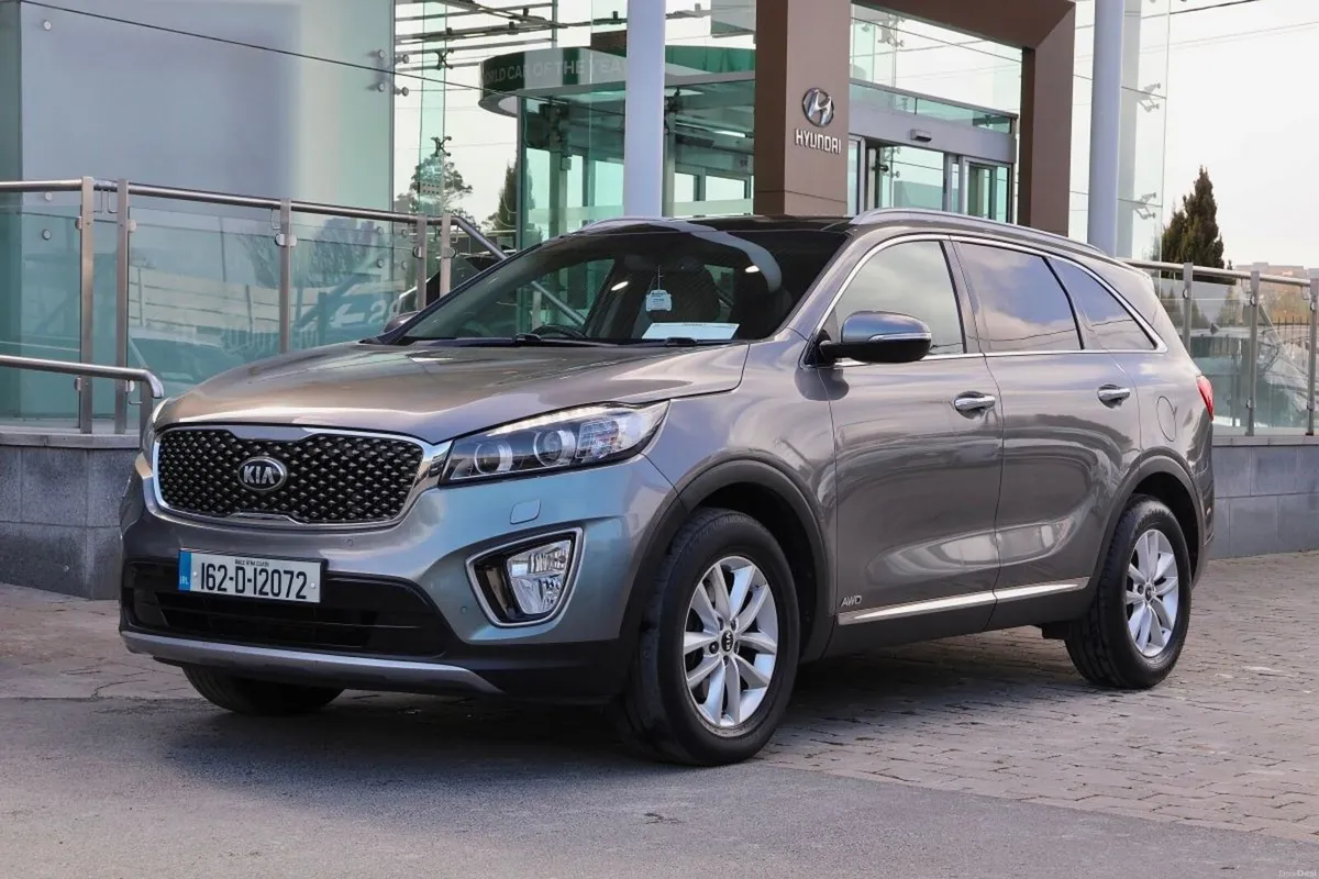 Kia Sorento Platinum AWD,Sunroof,High Spec - Image 1