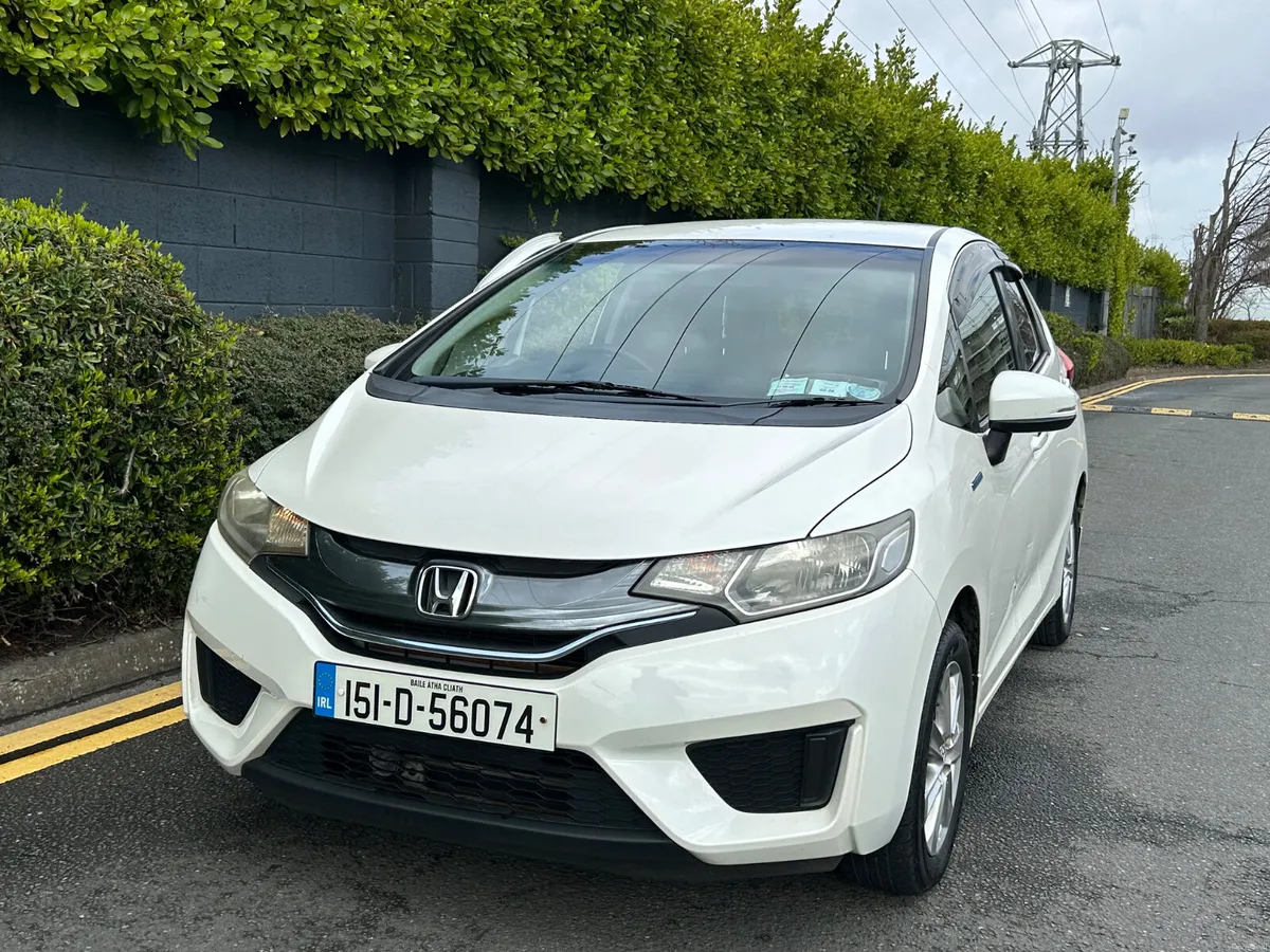 Honda Fit automatic hybrid nct 03/27 - Image 2