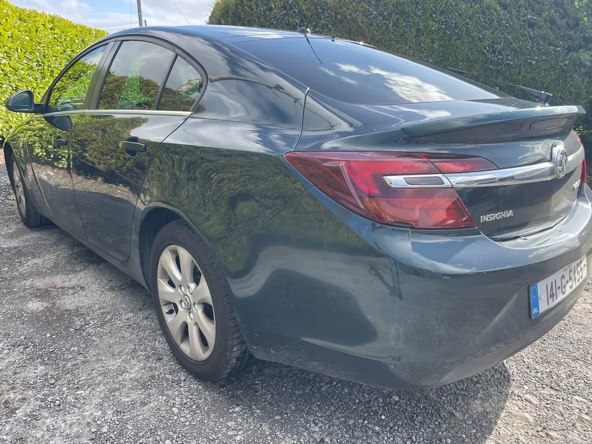 2014 Insignia Sri New Nct & Service - Image 3