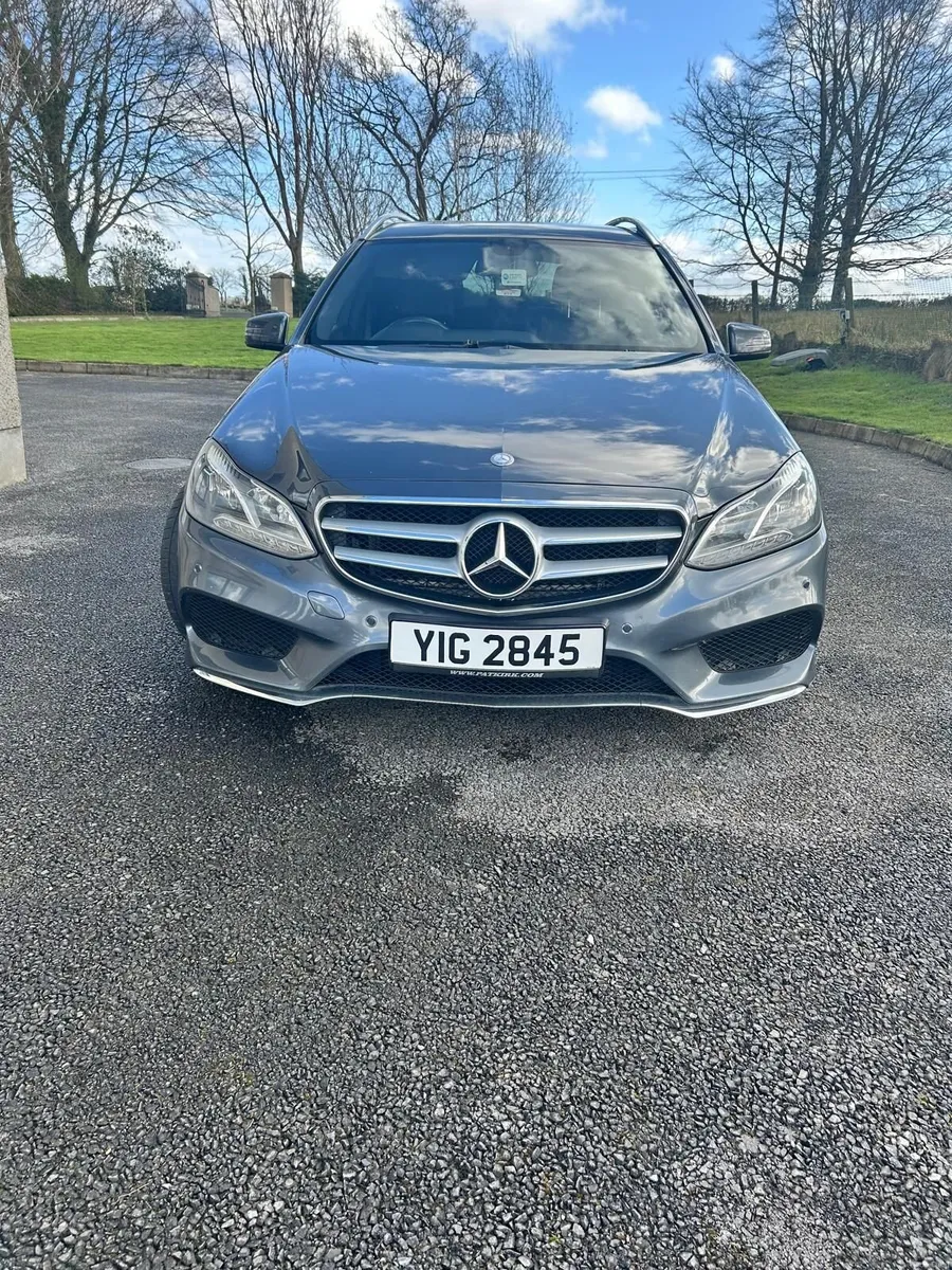 Mercedes-Benz  E220 AMG Sport CDI Auto - Image 4